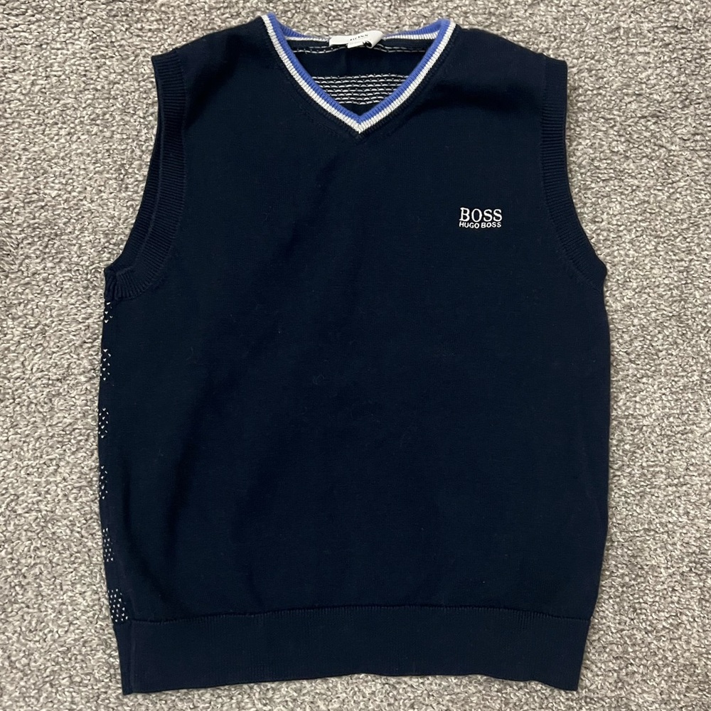 Hugo Boss Kids 100% cotton Navy V-Neck Sweater Vest size 8.